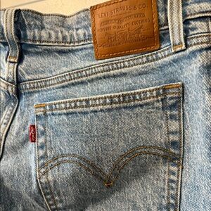 Levi’s 501 Wedgie Straight Jean